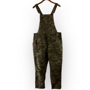 Vanilla Star Women's Ripped Camouflage Overalls